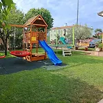 6932a Umag